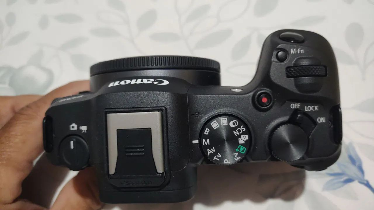 Câmera Canon EOS R8 RF - Foto 4