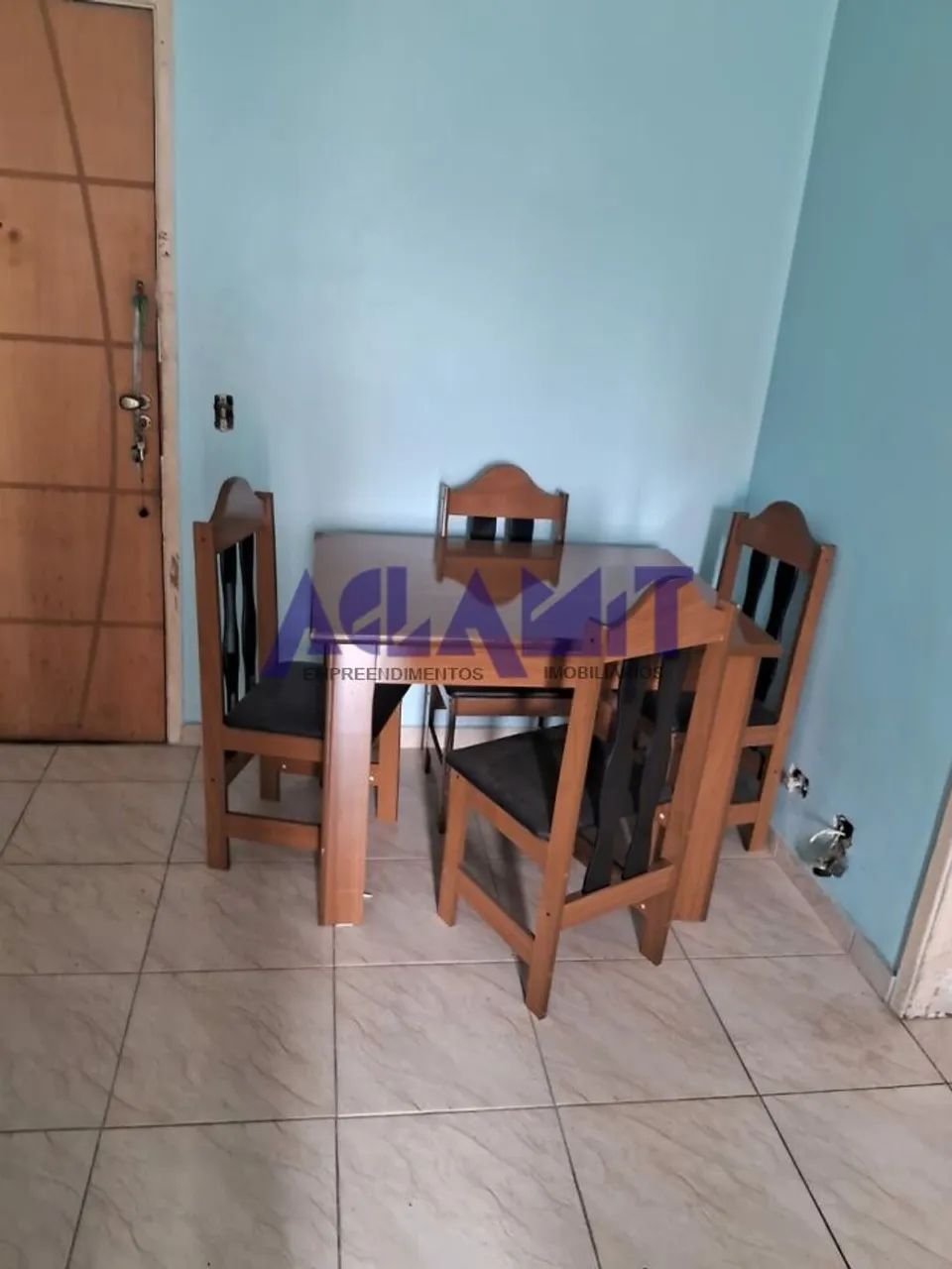 APARTAMENTO COM 2 DORMITÓRIOS PARA ALUGAR!