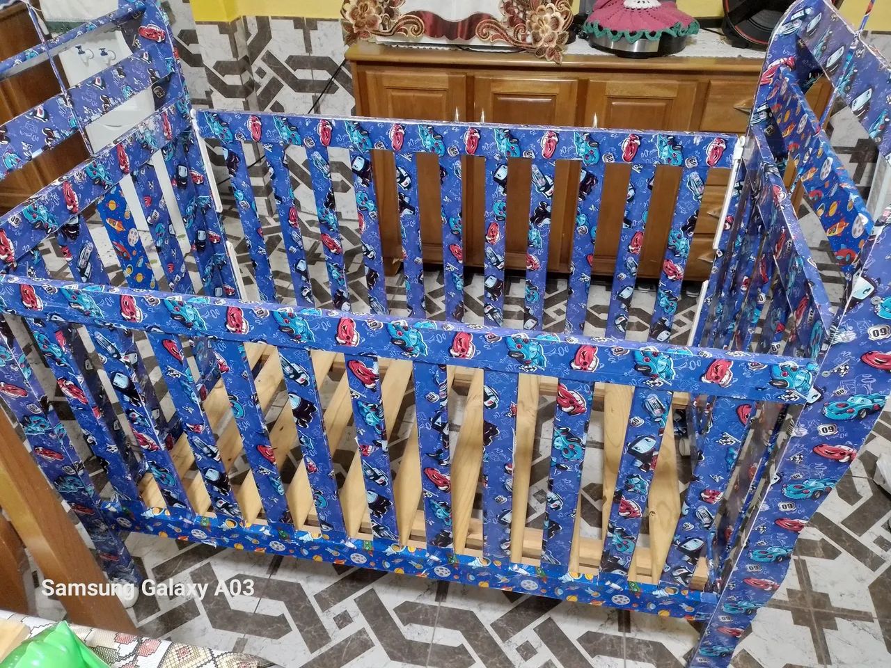 Vendo berço com colchão  - Foto 3