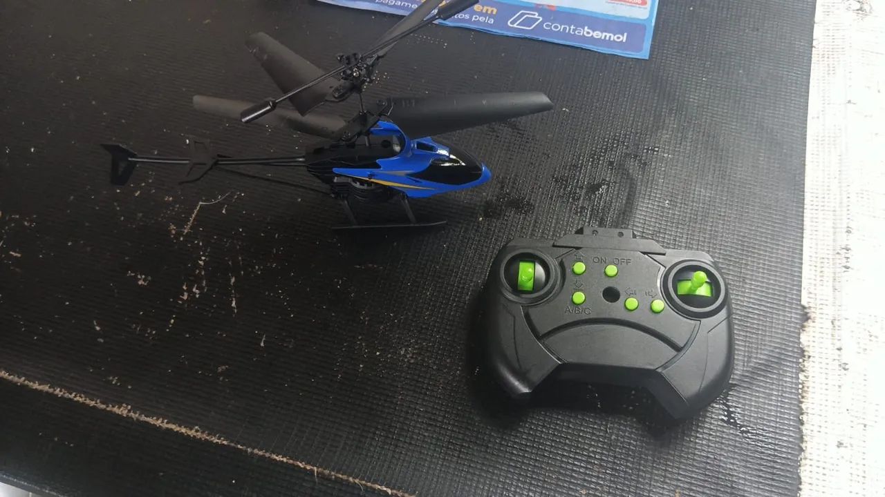 Helicóptero de controle  - Foto 2