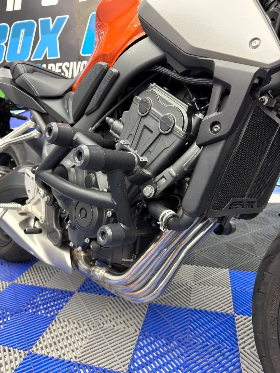 CB 650R 2024 - Foto 5