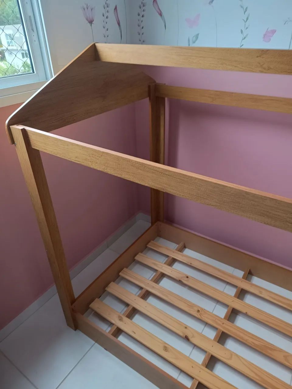 Cama casinha infantil (colchão solteiro)  - Foto 4