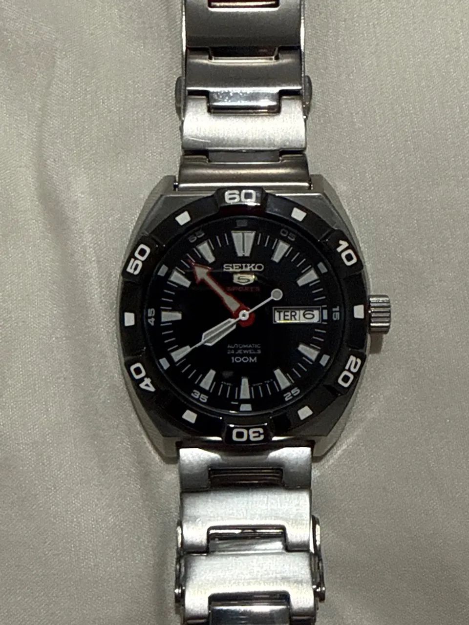 Seiko 5 Sports "Mini Monster" automático 