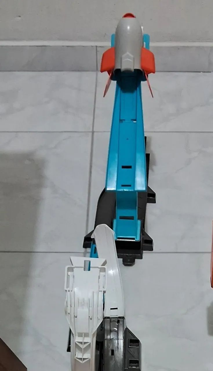 Hot Wheels Track Builder Rocket Launch Challenge