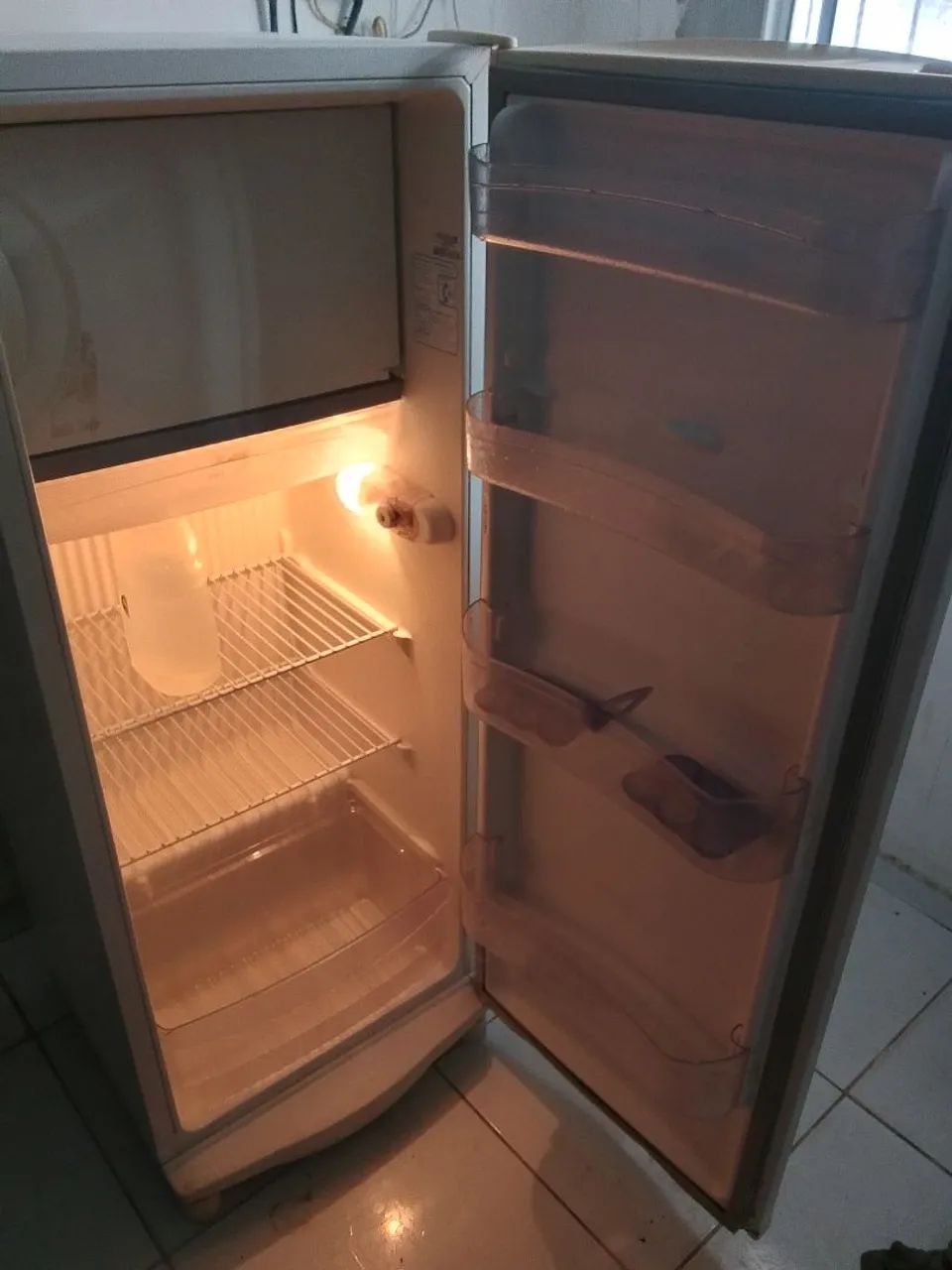 vende-se geladeira Consul  - Foto 4
