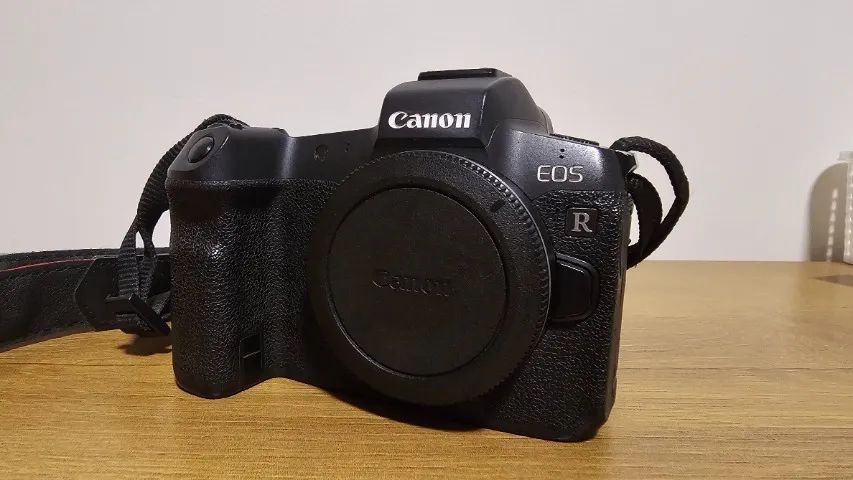 Canon R  - Foto 2