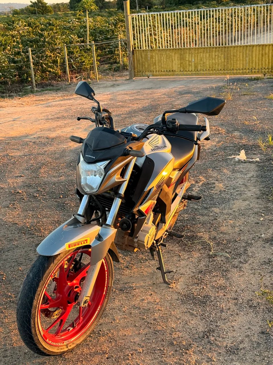 CB 250F Twister 2018 - Foto 3