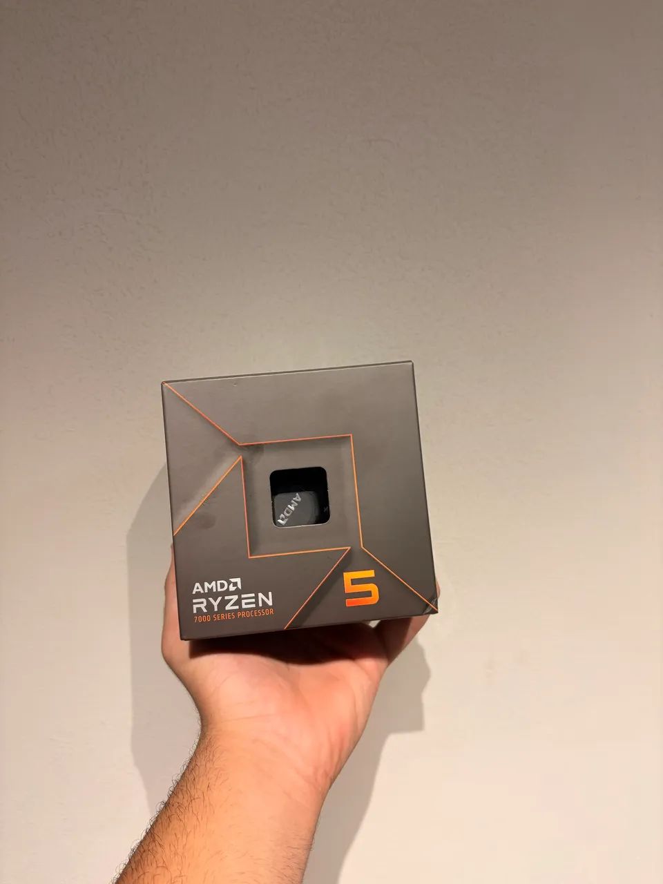 Processador Ryzen 5 7600 + Pasta térmica 