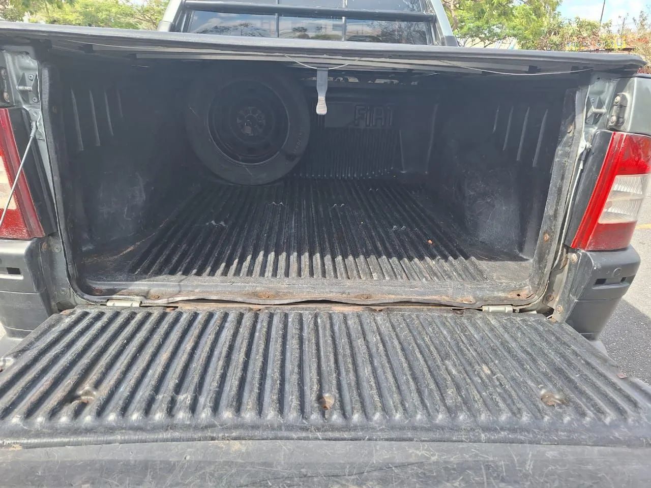 Fiat Strada 1.4 MPI Fire Flex 8V CE 2011 - Foto 5