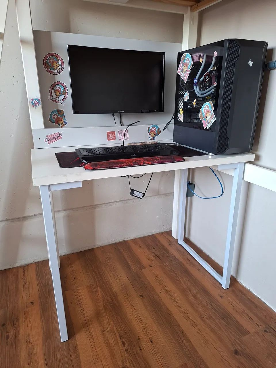 Cama elevada solteiro com escada e mesa de estudos  - Foto 2