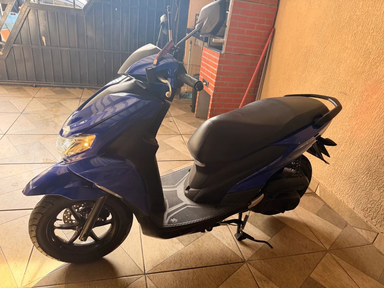 Yamaha Fluo 2025 ABS - Foto 5