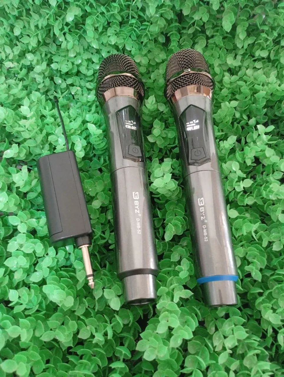 Microfone sem fio recarregável 423878195686952961