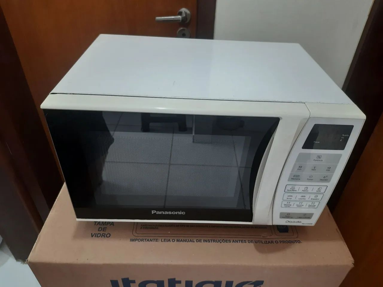 Micro-ondas Panasonic 21 Litros - Foto 2