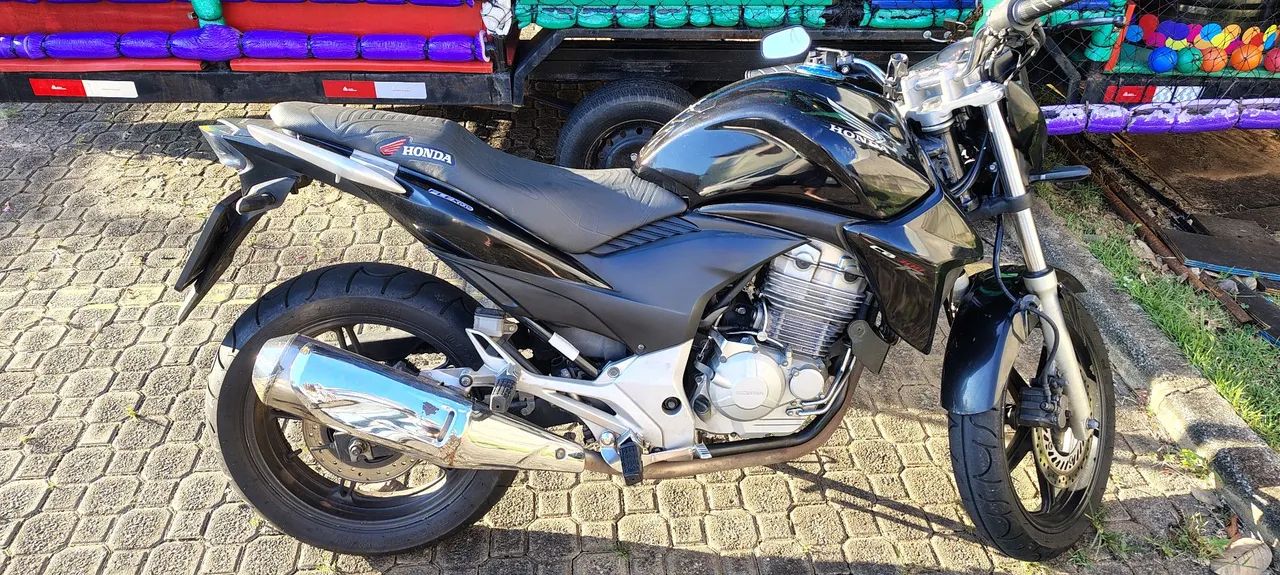 HONDA CB 300 - 2013 FLEX - PRETA - Foto 2