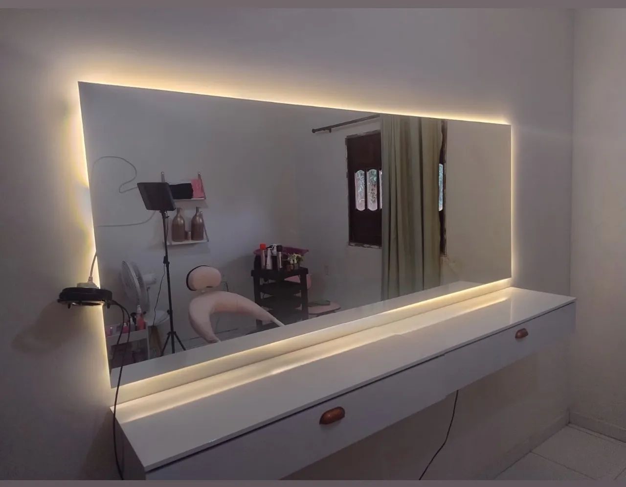 Vendo espelho novo com Led :480,00