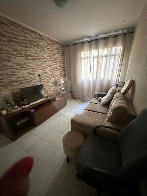 Apartamento com 2 quartos para locação em Alves dias - SP