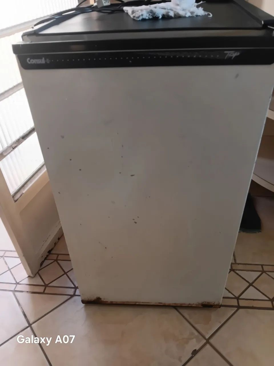 Geladeira vertical Consul top