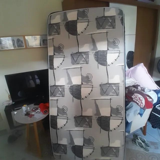 Base cama Solteiro com 2 colchões - Foto 2