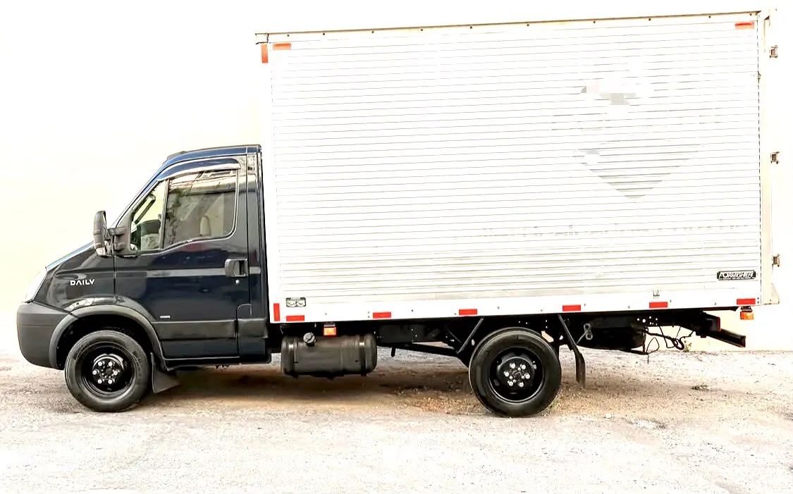 Iveco 35s14 /baú/2011 - Foto 5