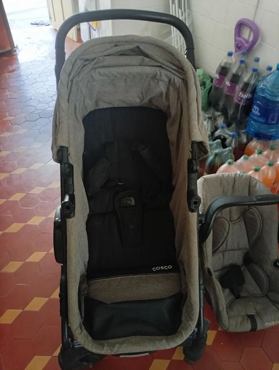 Carrinho com bebê conforto  - Foto 3