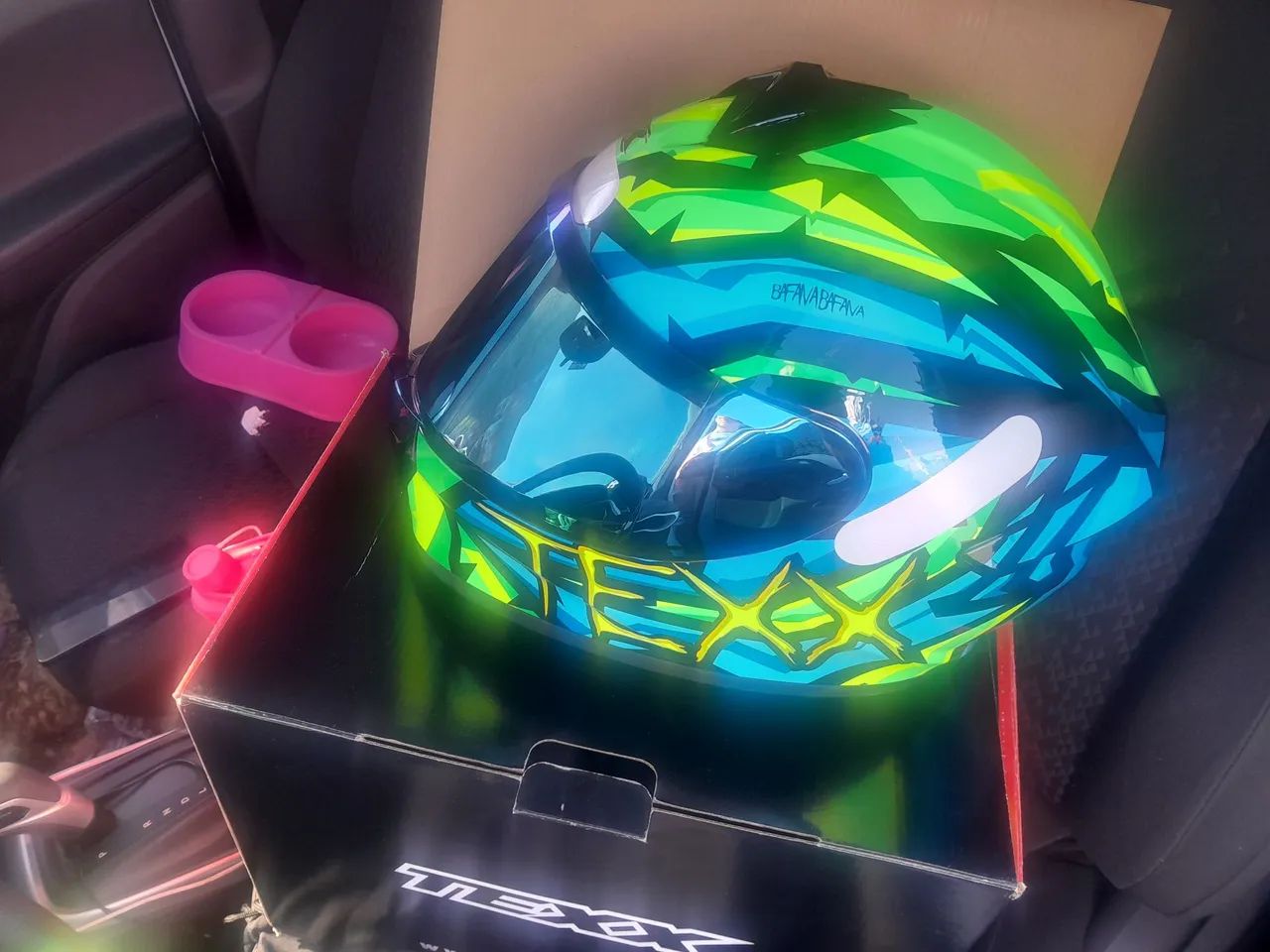 Capacete texx sem uso zero na caixa  - Foto 3