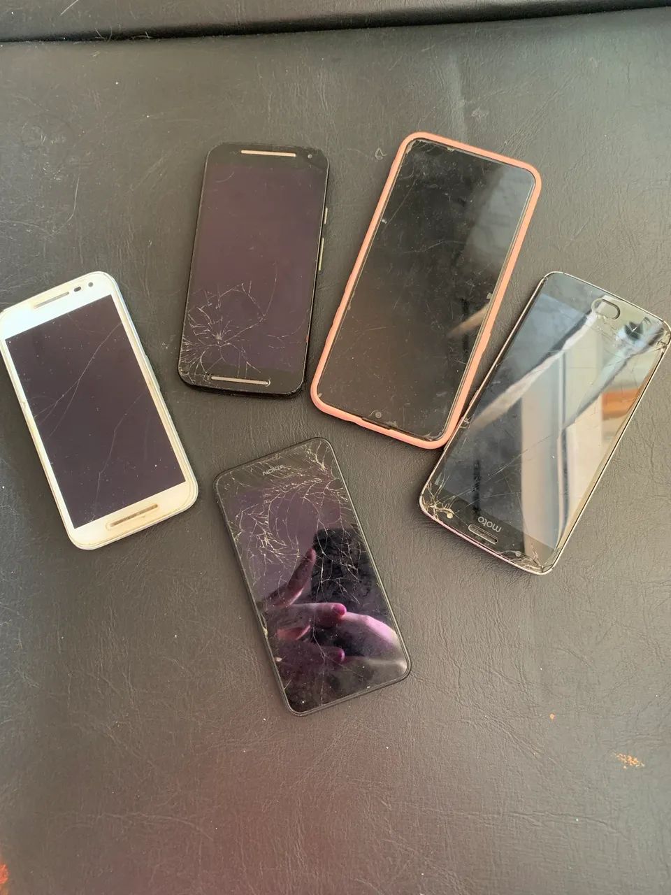 Celulares para retirada de peças
