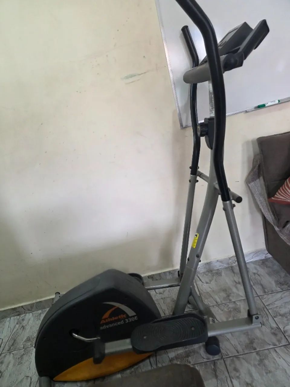 Elíptico Athletic Advanced 330e - Foto 3