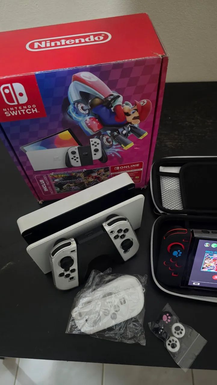 ? Nintendo Switch OLED Completo + 2 Pares de Joy-Con + Pro Controller Original - Foto 4