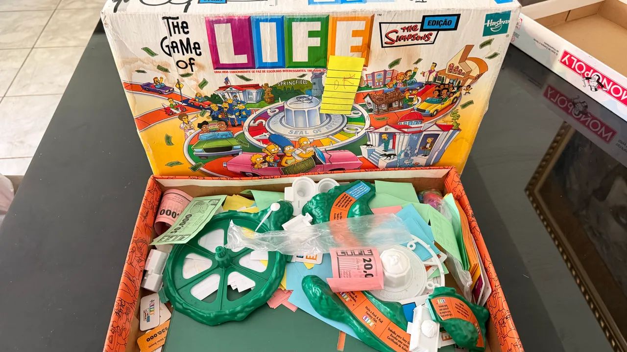 Jogos de tabuleiro Monopoly e Life  - Foto 3