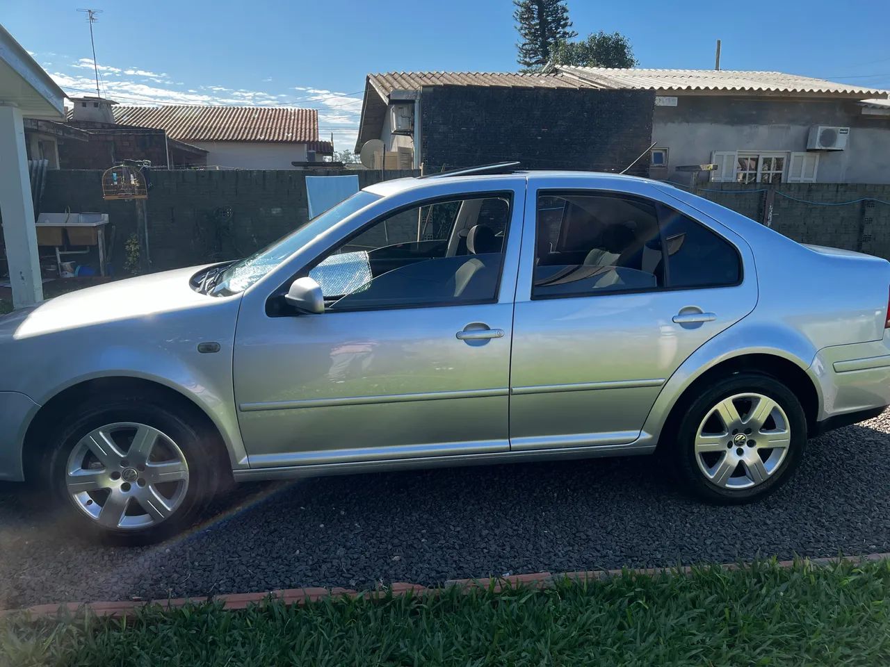 Volkswagen Bora 2.0/ 2.0 Flex 8V Aut. 2009 - Foto 3