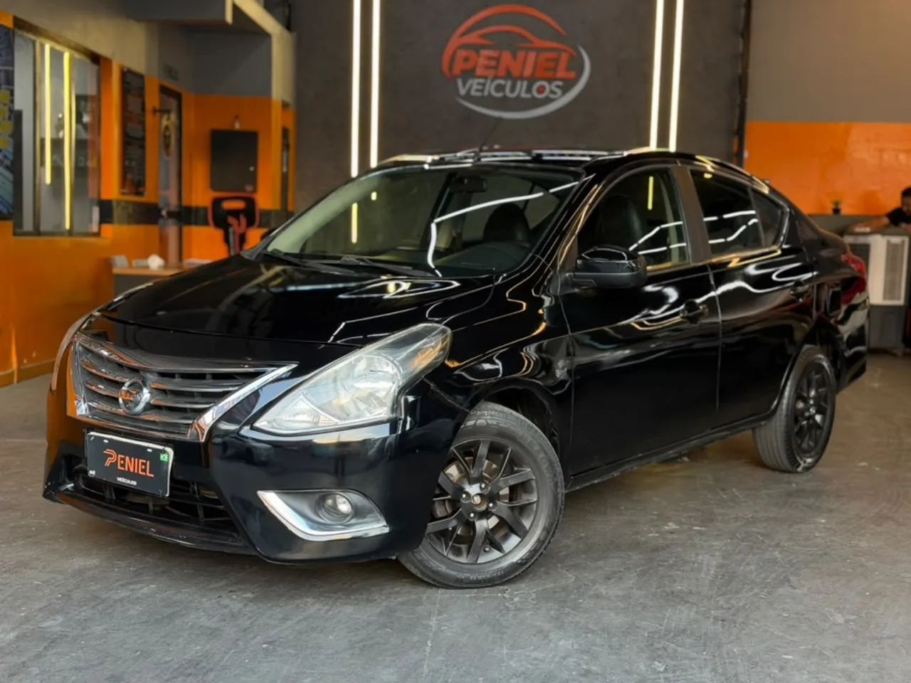 Nissan Versa SV 1.6 16V 2017