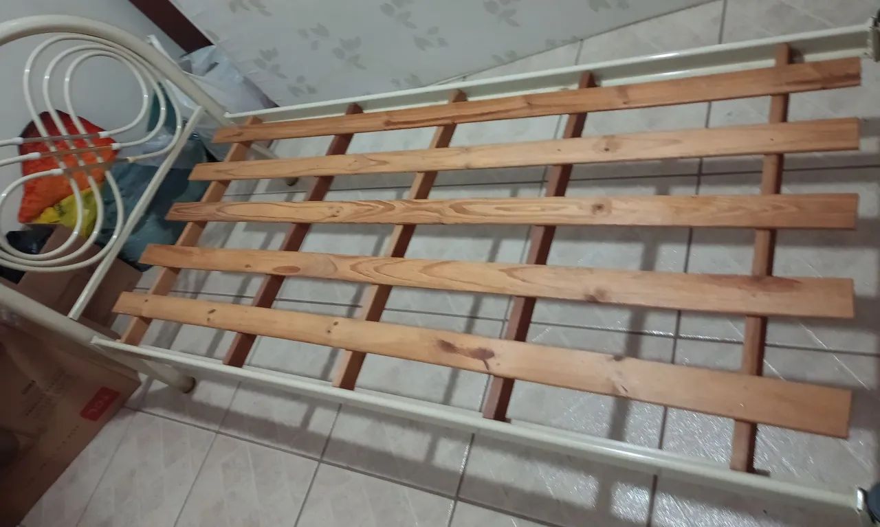 Cama tubular