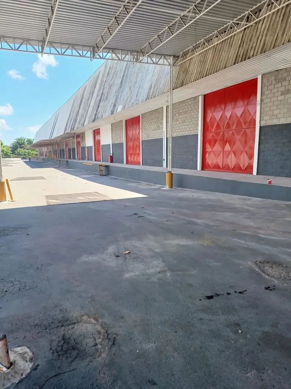 Comercial para locação em rua pública, ABRANTES, Camaçari, BA - Foto 4