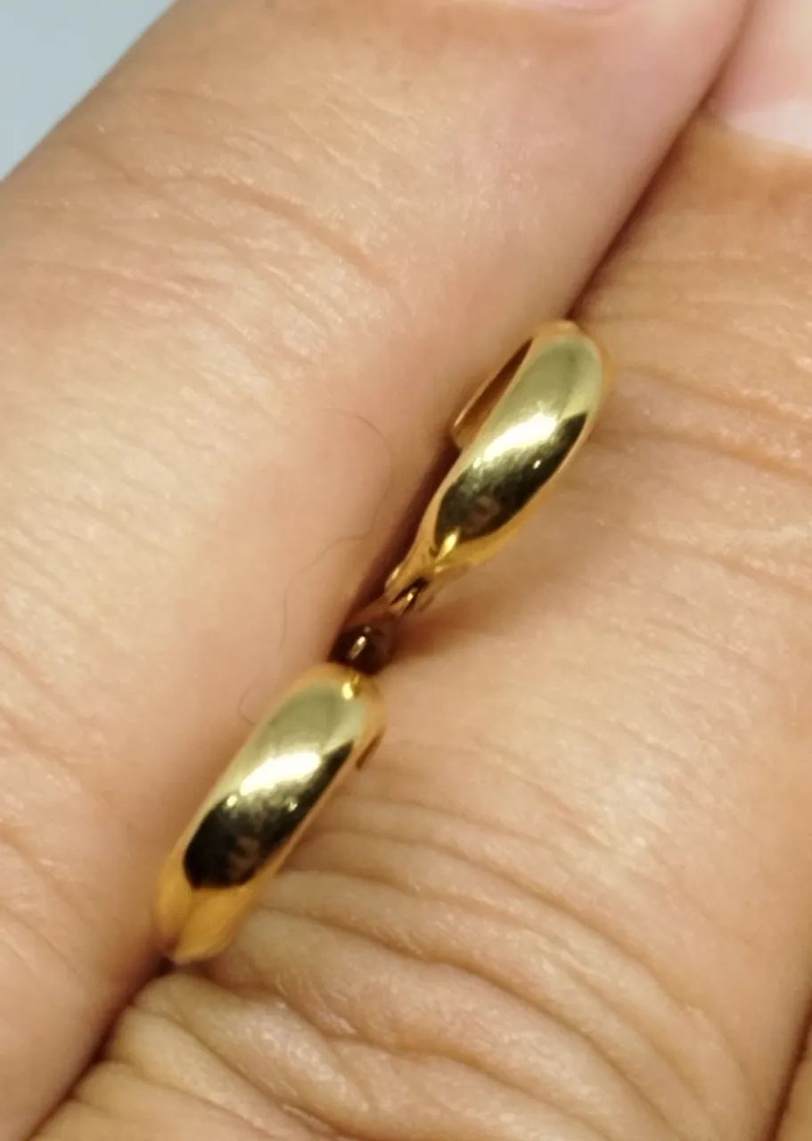 Brincos argola Ouro 18k - 1cm - Foto 4