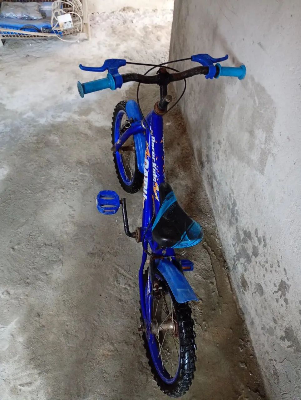 Bicicleta azul Infantil  - Foto 3