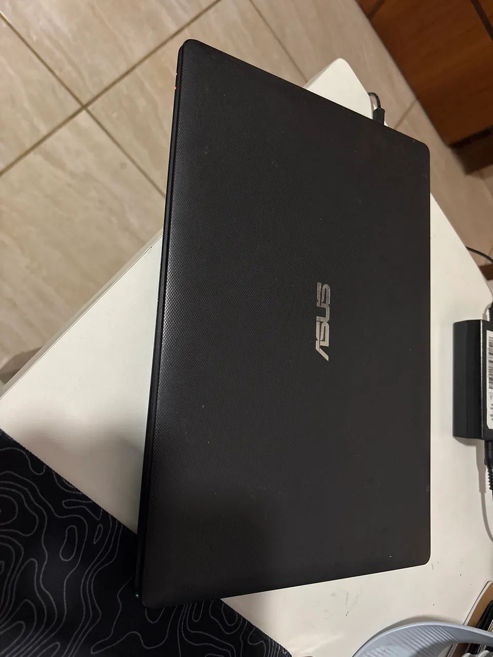 Notebook Asus celeron 2gb ram tela 14 (Usado) - Foto 2