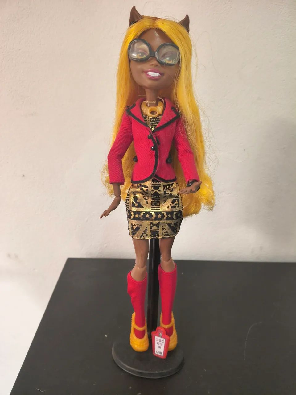 Boneca monter high reservada 