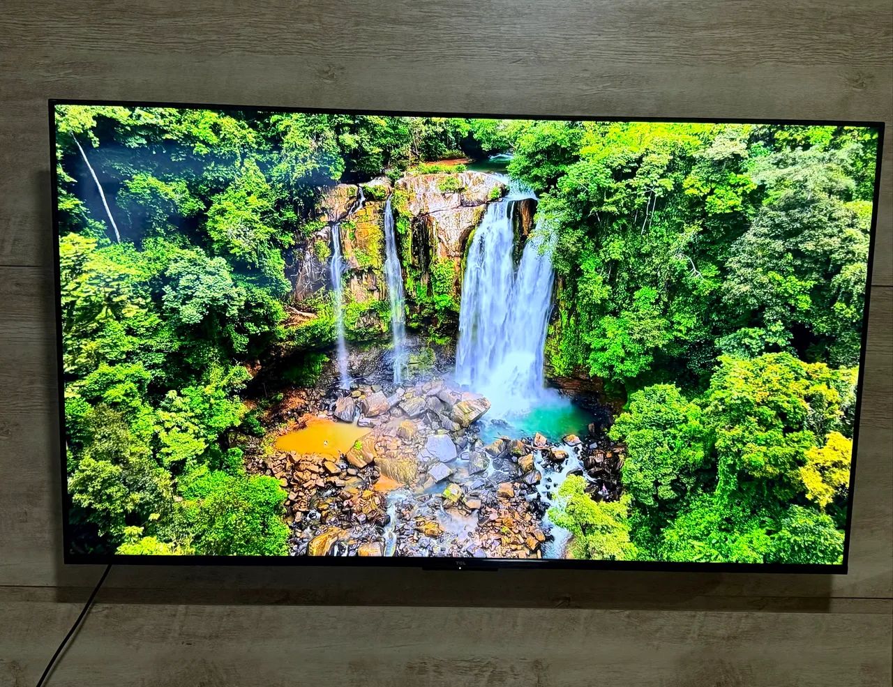 TV TCL 50 polegadas - excelente estado - Foto 3