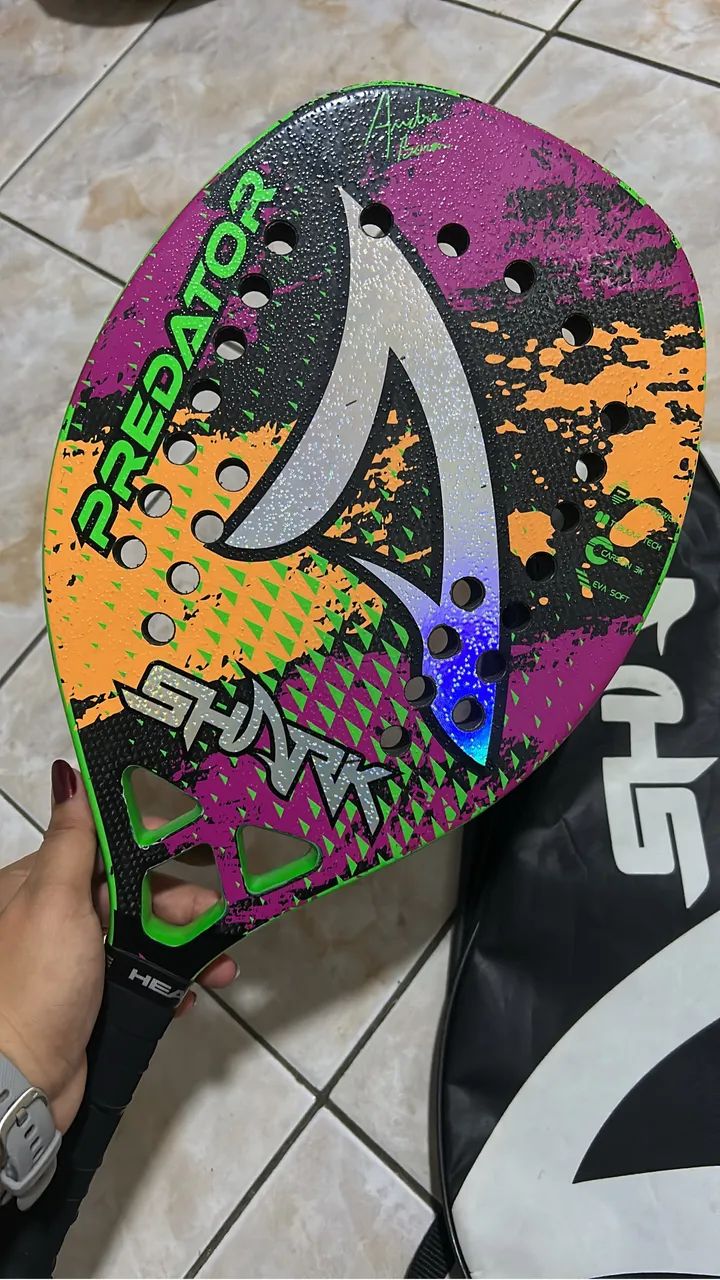 Raquete de Beach Tennis Shark Predator - Excelente Estado - Foto 2