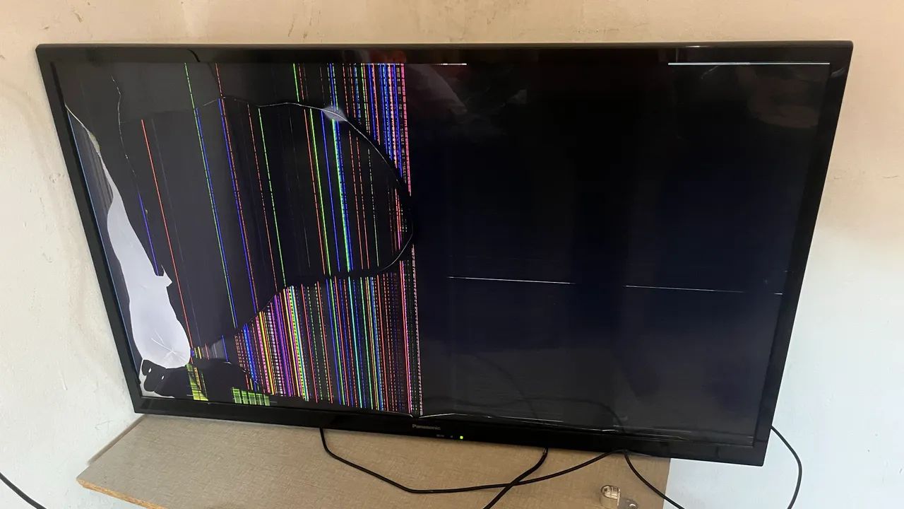 Tv Panasonic 39 polegadas para conserto ou retirada de peças 