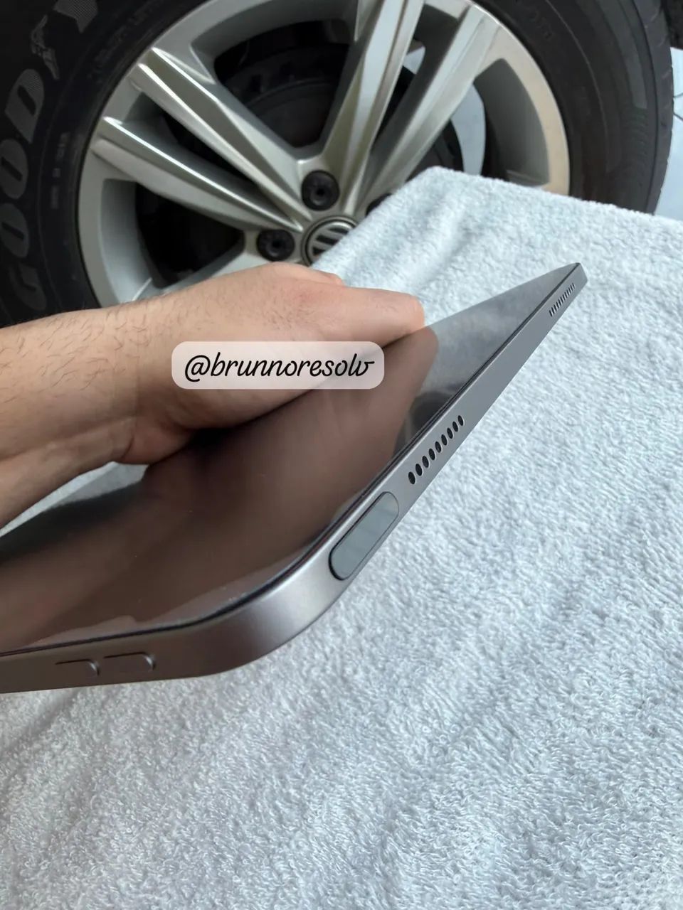 iPad Air 11" (2024) - Chip M2 | Cor: Cinza (Silver) - Foto 3