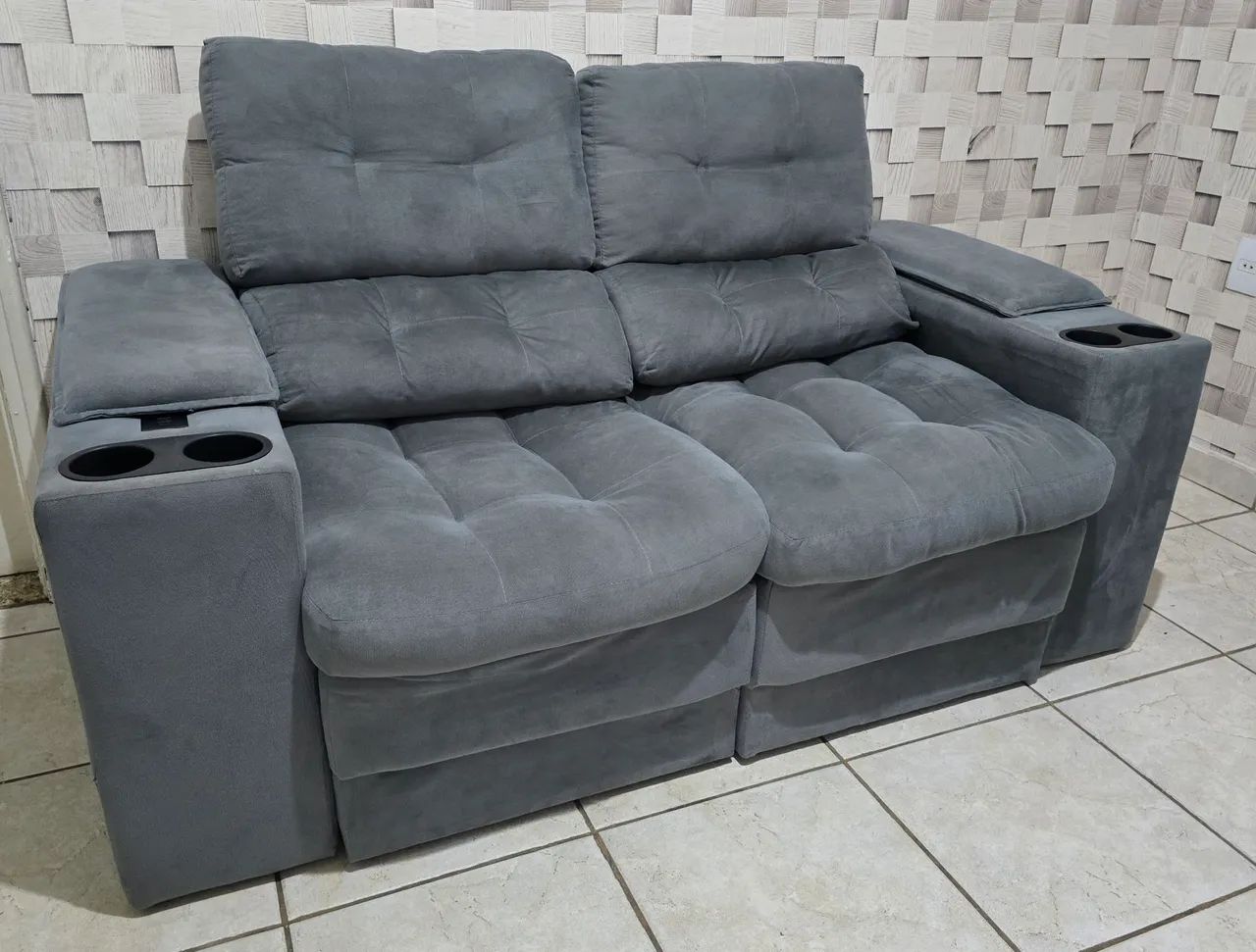 Sofá Retrátil Entrego469163558359552003