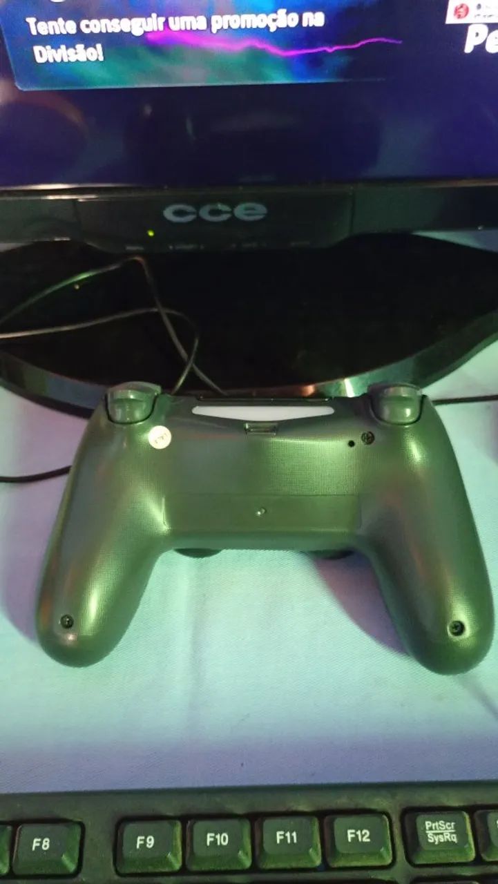 Vende-se Controle Ps4 - Foto 4