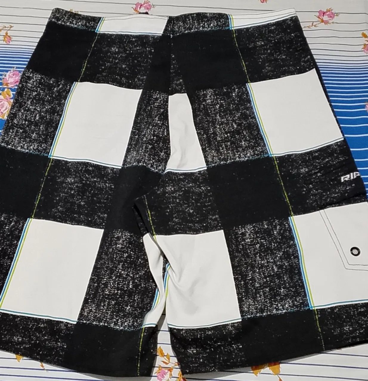 2 Bermudas marca ripping número 40  - Foto 3