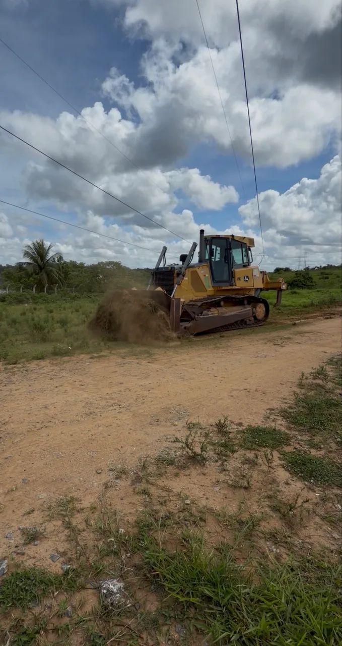 Trator de esteira John Deere 850J II 