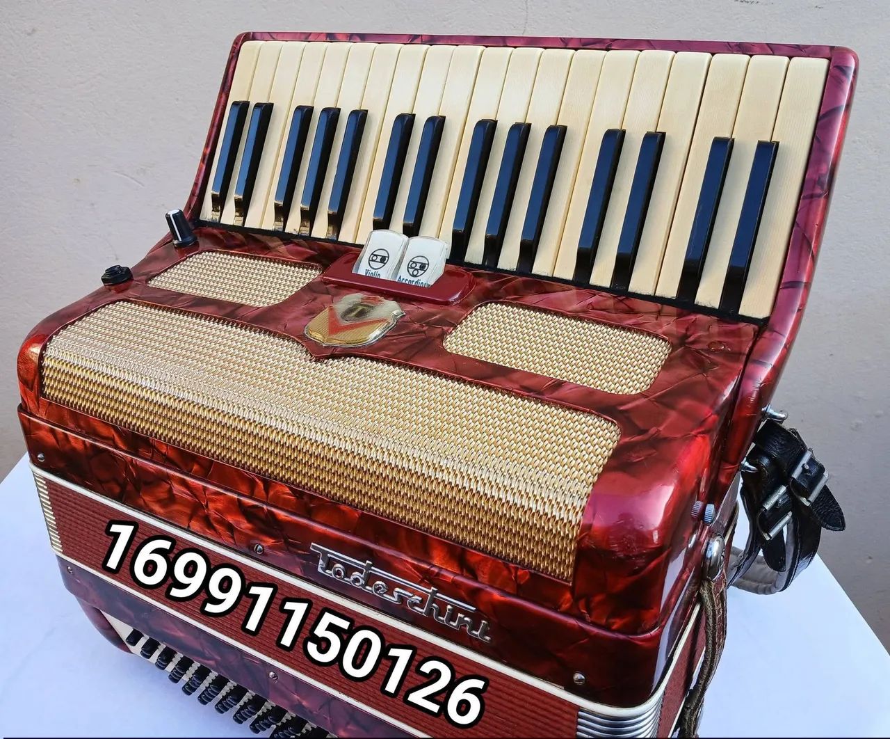 Acordeon Sanfona Todeschini de 80 baixos - Foto 2
