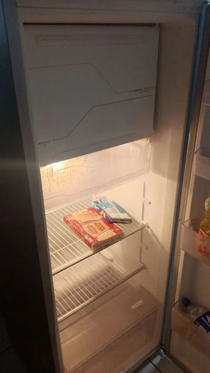 Geladeira pra vender rápido  - Foto 5