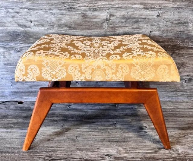 Banco Estofado / Recamier para Pé da Cama - Diversas Estampas - Foto 3