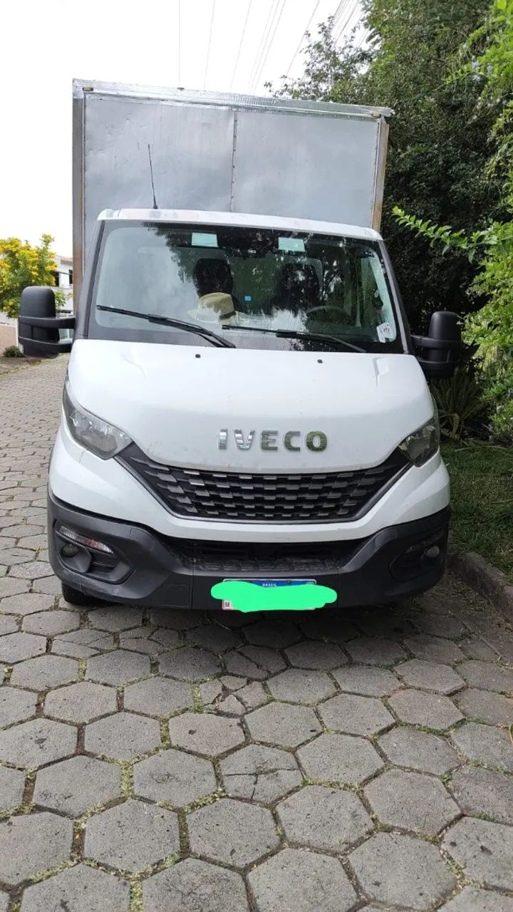 Vendo Caminhão Iveco - Foto 2