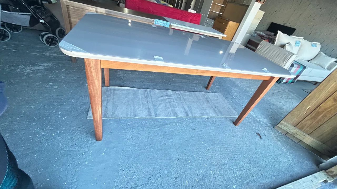 Mesa de jantar 6 lugares com tampo em MDF  - Foto 5